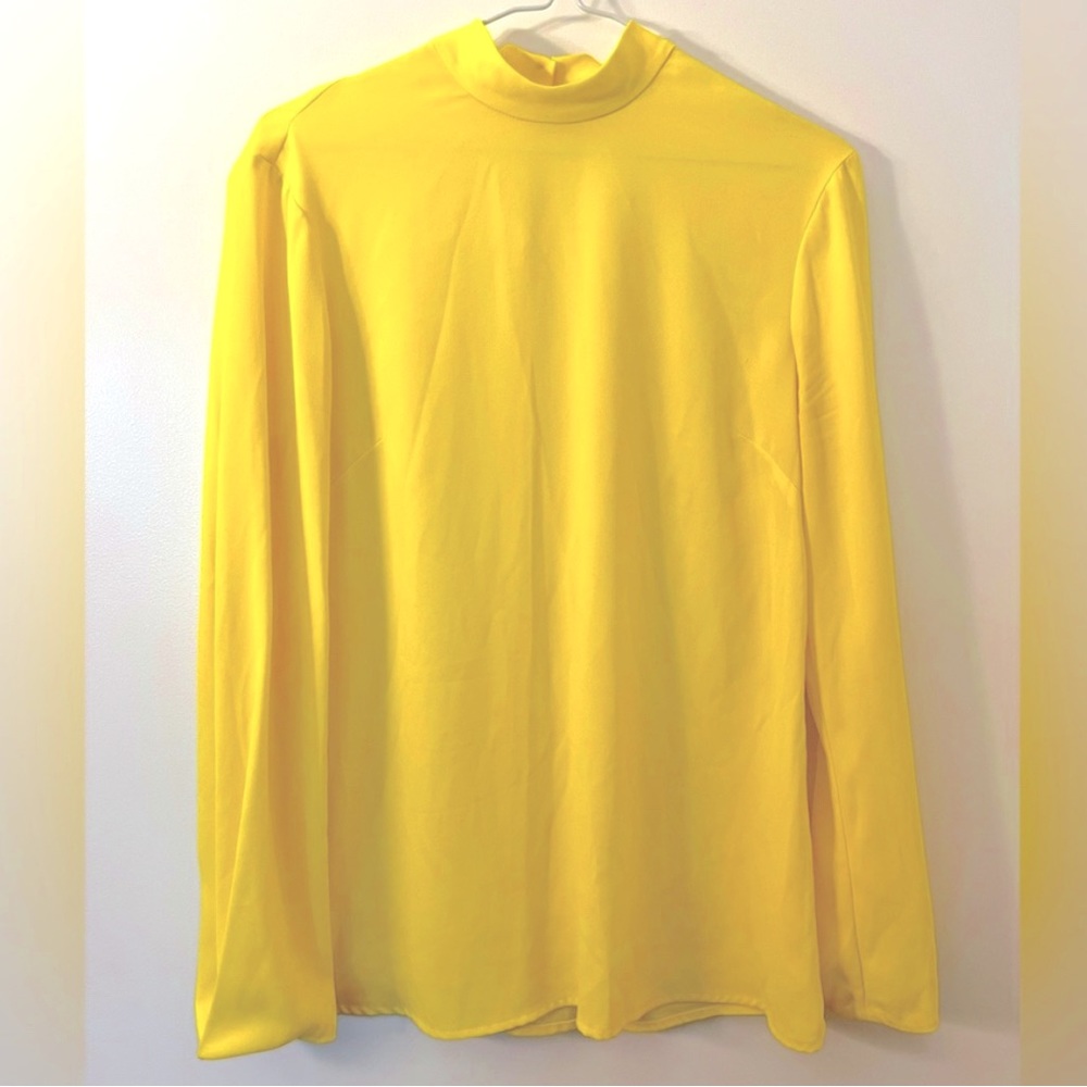 MM Lafleur Sohee turtleneck top in yellow / size 4/small